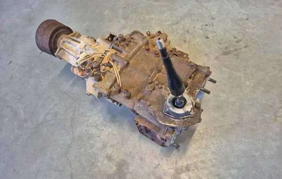 Mitsubishi L200 Gearbox transfer box case 3242A027