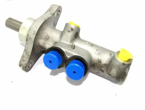 Volkswagen Transporter - Caravelle T5 Master brake cylinder