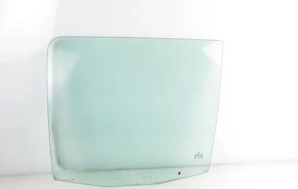 Volkswagen Golf III Rear door window glass 