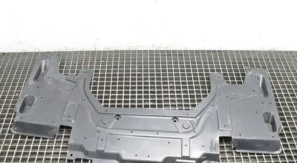 Citroen Berlingo Engine splash shield/under tray 9842471080
