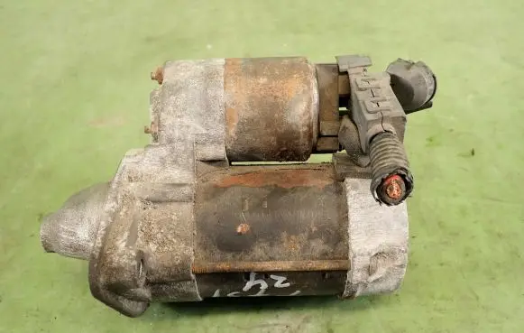 Toyota Avensis T250 Starter motor