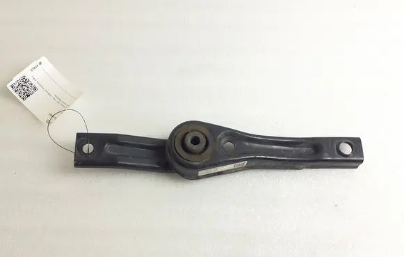 Audi Q2 - Engine mount bracket 5Q0199855AA
