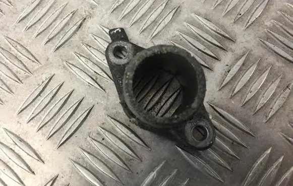 Nissan Almera N16 Engine coolant pipe/hose