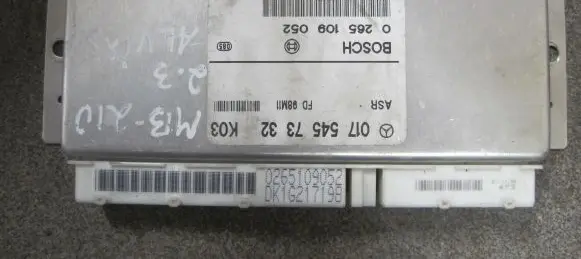 Mercedes-Benz E W210 ESP (stability system) control unit 0175457332 0265109052