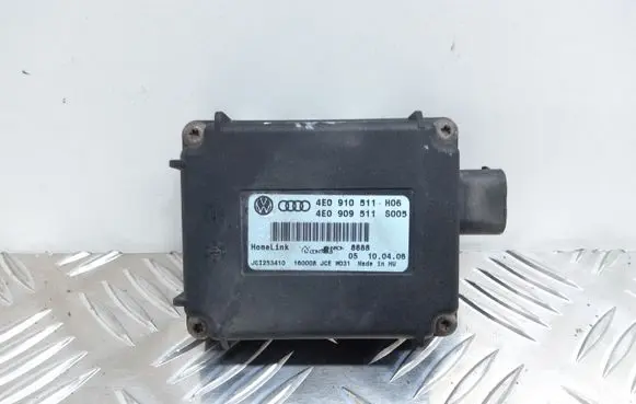Audi A8 S8 D3 4E Homelink control unit 4E0910511 4E0909511