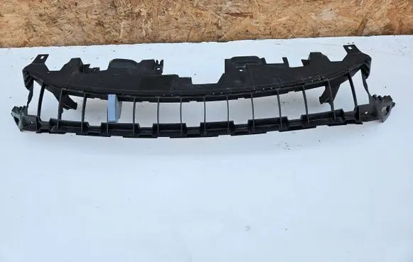 Ford Fiesta Front bumper mounting bracket N1BB-17E778-A N1BB-17E778