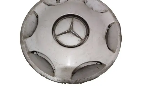 Mercedes-Benz C W202 R15 wheel hub/cap/trim 2024010024