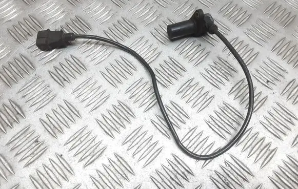Opel Frontera B Crankshaft position sensor 0281002136