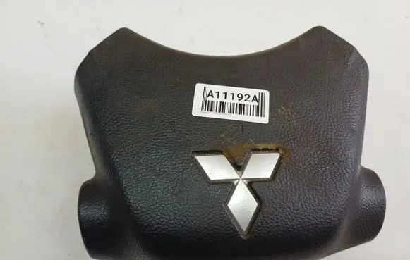 Mitsubishi Grandis Steering wheel airbag MN103444
