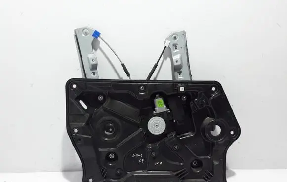 Renault Koleos I Front window lifting mechanism without motor 807219093R
