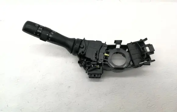 Toyota Avensis T270 Indicator stalk 0519017F373 17F373