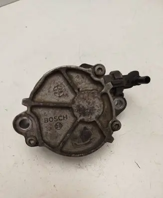 Ford Focus Vacuum pump B0SCH