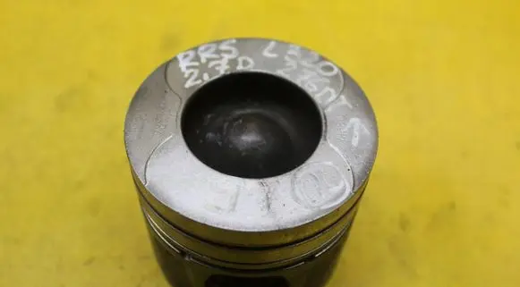 Piston