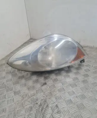 Nissan Note (E11) Headlight/headlamp