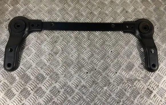 Nissan Qashqai Bottom radiator support slam panel 