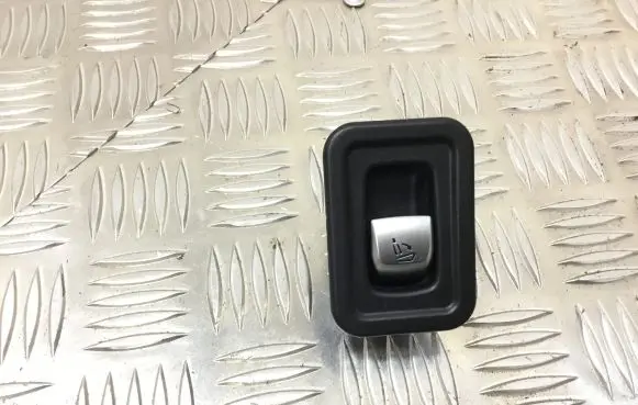 Mercedes-Benz E W238 Seat control switch A2139055503