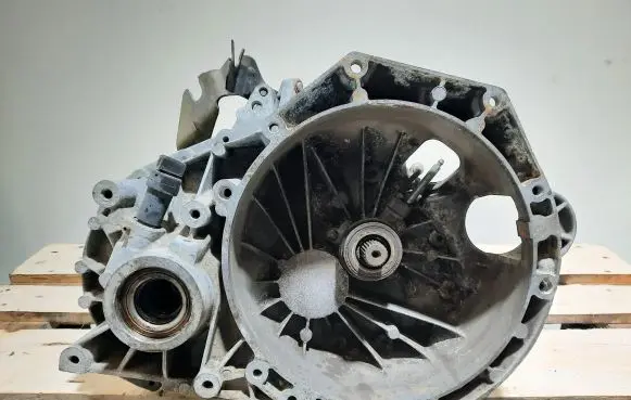 Ford Galaxy Manual 5 speed gearbox 957T7F096 2CIR7F097