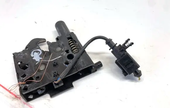Audi A4 S4 B9 8W Engine bonnet/hood lock/catch 8W0823509B