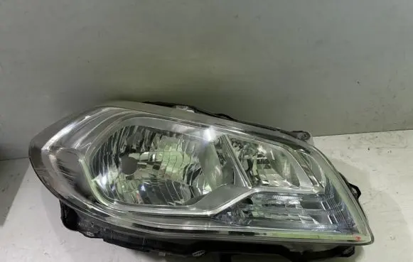 Suzuki SX4 S-Cross Headlight/headlamp