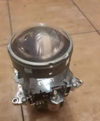 Headlight part