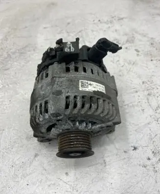 BMW 2 F46 Generator/alternator 7640131