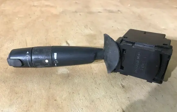 Peugeot 605 Wiper control stalk 9609342077 34073001