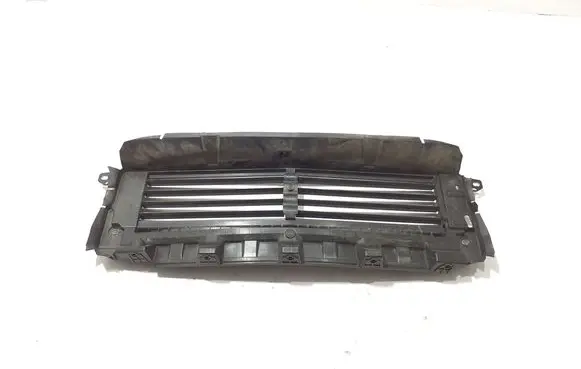 Volvo C40 Intercooler air guide/duct channel 31655241