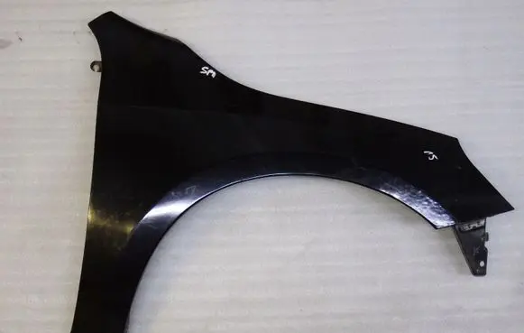 Volvo S60 Fender