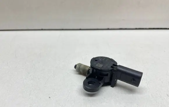 Audi Q7 4M Airbag deployment crash/impact sensor 4M0959121A