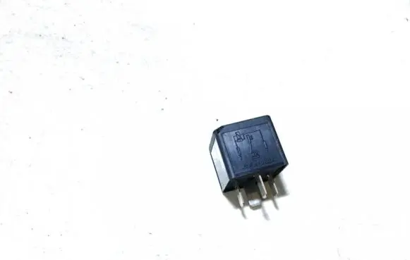 Ford Mondeo Mk III Other relay 2s7t14b192aa v23136b1x66