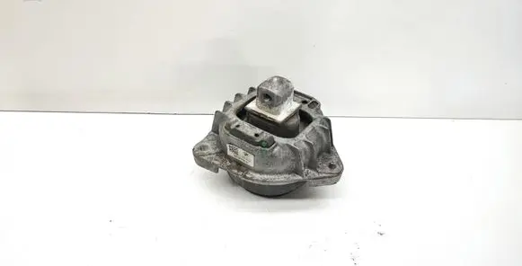 BMW 5 F10 F11 Engine mount bracket 6777382 22116777382