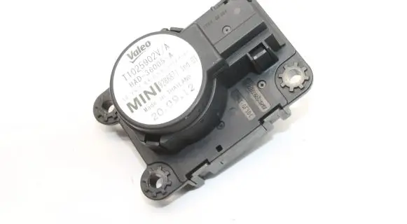 Mini Cooper Countryman R60 Air flap motor/actuator 9286871