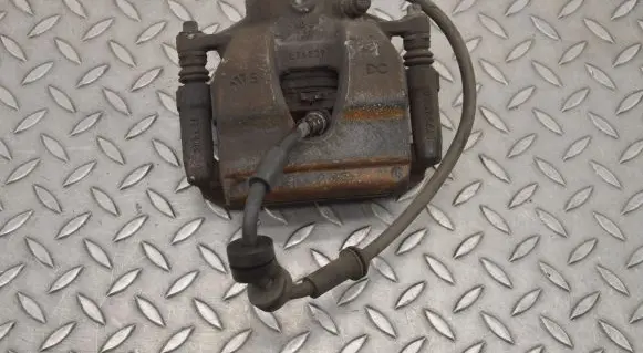 Mercedes-Benz B W247 Front brake caliper