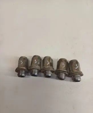 Toyota Avensis T250 Nuts/bolts 
