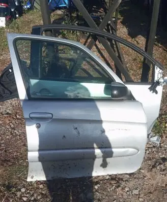 Citroen Xsara Picasso Front door