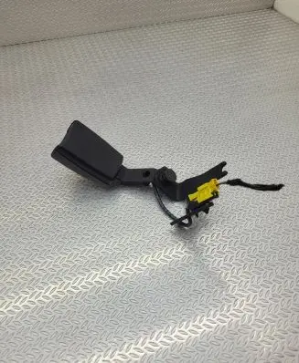 Mercedes-Benz E A207 Rear seatbelt buckle A2078600469