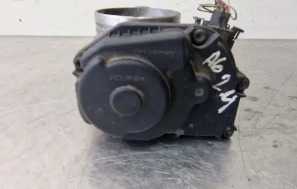 Audi A6 S6 C5 4B Throttle valve 078133063AM