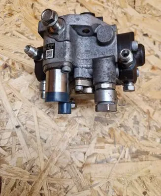 Mazda 6 Fuel injection high pressure pump SH0113800 40565 2940001661
