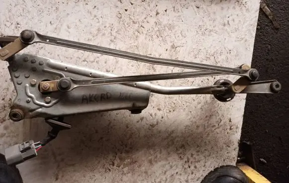 Honda Accord Front wiper linkage 