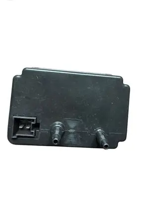 Mercedes-Benz E W212 Central locking vacuum pump 0008003348 3100530513 A3998200010