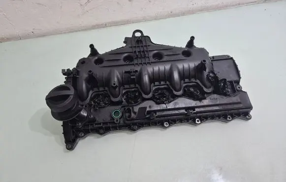 Volvo XC60 Rocker cam cover 31430316