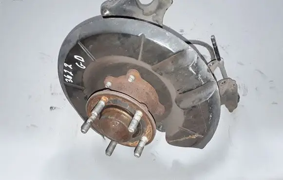 Ford Kuga II Rear wheel hub 