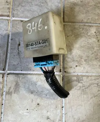 Honda FR-V Window wiper relay 38140S7AG01
