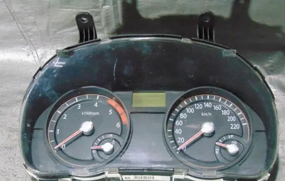 KIA Rio Speedometer (instrument cluster)