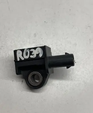Chrysler Pacifica Airbag deployment crash/impact sensor 68174976AA