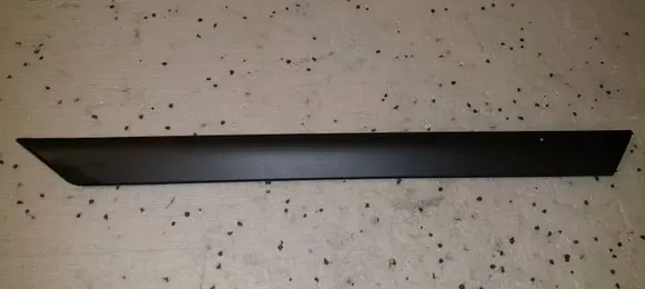 BMW 3 E46 Dashboard glove box trim 8213995
