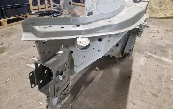 Volvo V90 Cross Country Front quarter panel 