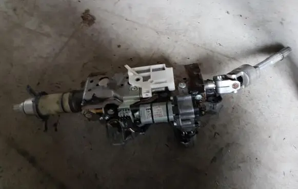 BMW 7 E65 E66 Steering wheel axle 9185002