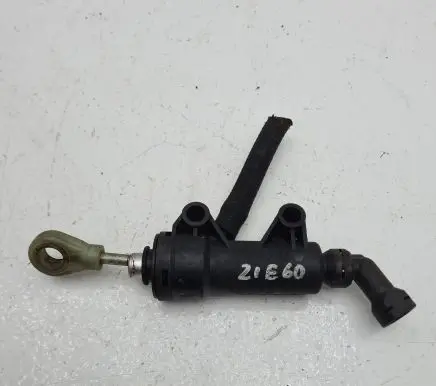BMW 5 E60 E61 Clutch master cylinder 6777344 13570910 21526777344
