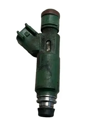 Volvo S70 V70 V70 XC Fuel injector 9470229